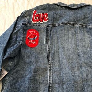 Denim JEAN Jacket w/Embroidered Appliqués***Med. $228